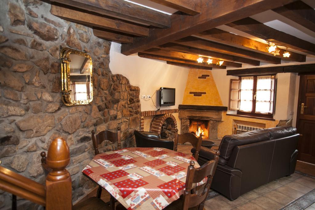 El Cabanon De Pimiango ξενώνας Δωμάτιο φωτογραφία